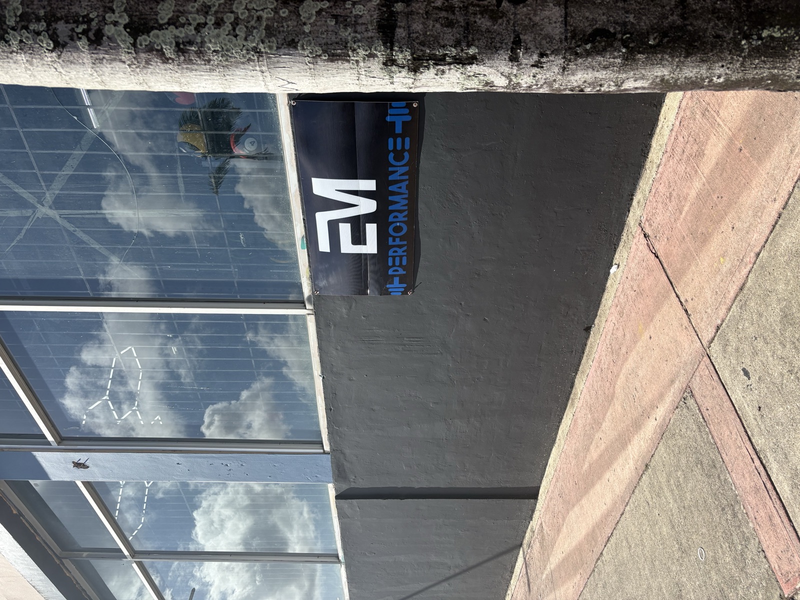 Fachada EM Performance Training — Carolina, Puerto Rico